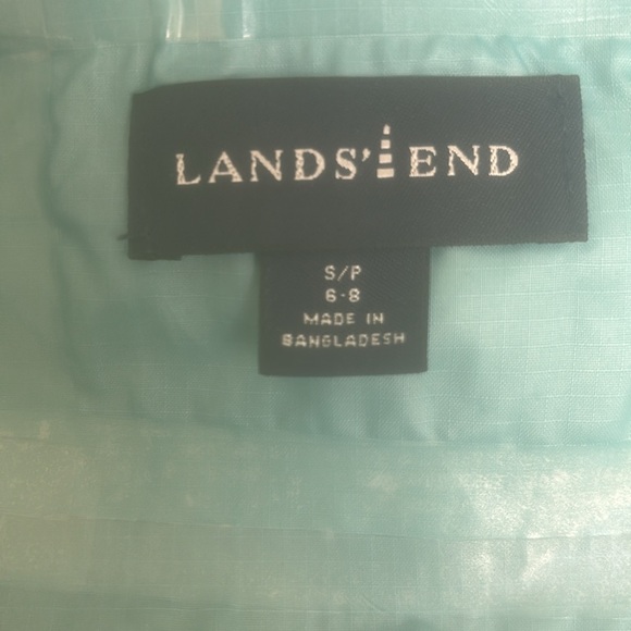 NWT Lands’End waterproof jacket with hood - Picture 7 of 11